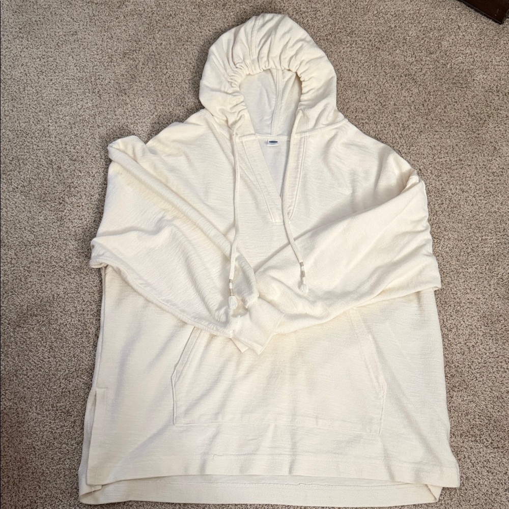 Old Navy Women's Cream Hoodie Sweater